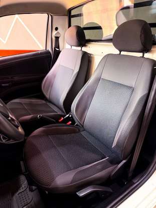 VOLKSWAGEN-SAVEIRO-2023