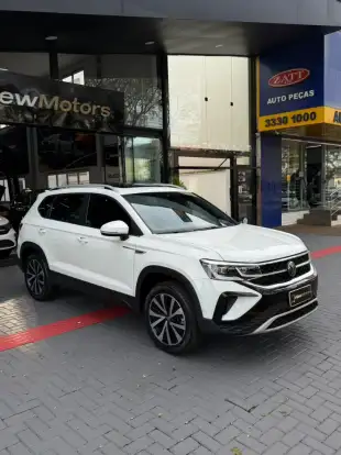 VOLKSWAGEN-TAOS-2023