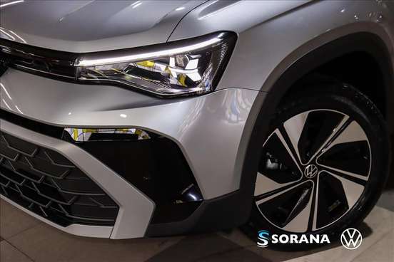 VOLKSWAGEN-TAOS-2025