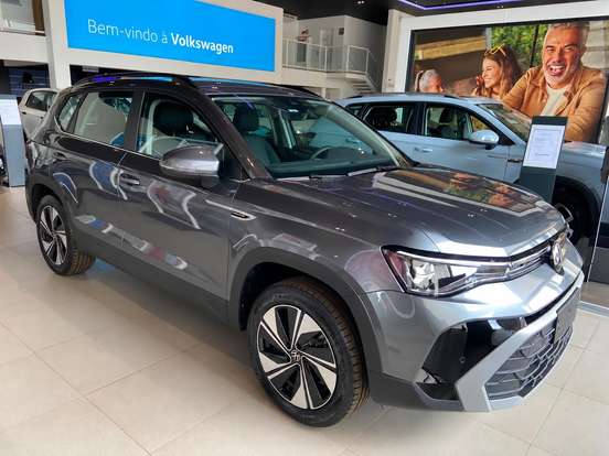VOLKSWAGEN-TAOS-2026