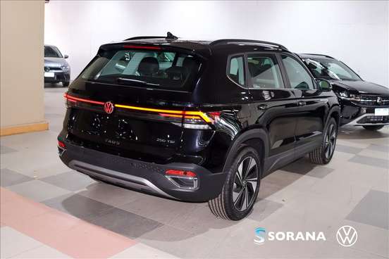 VOLKSWAGEN-TAOS-2026