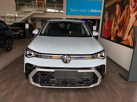 VOLKSWAGEN-TAOS-2026
