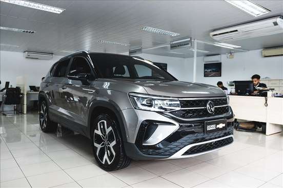 VOLKSWAGEN-TAOS-2025
