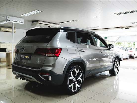 VOLKSWAGEN-TAOS-1.4 250 TSI TOTAL FLEX HIGHLINE AUTOMÁTICO VOLKSWAGEN-TAOS-2025