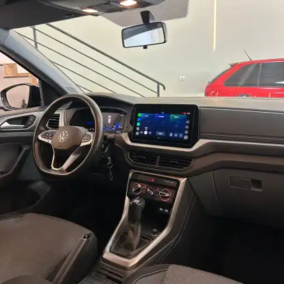 VOLKSWAGEN-T-CROSS-2024