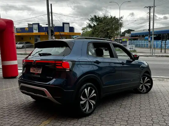 VOLKSWAGEN-T-CROSS-2025