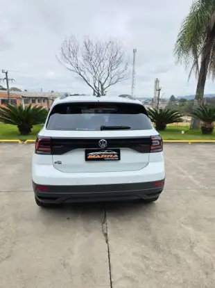 VOLKSWAGEN-T-CROSS-2023