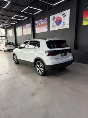 VOLKSWAGEN-T-CROSS-2022