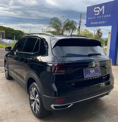 VOLKSWAGEN-T-CROSS-2019