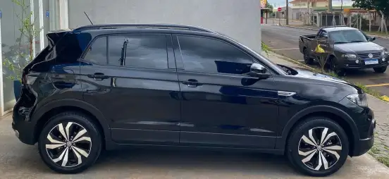 VOLKSWAGEN-T-CROSS-2019