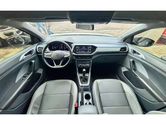 VOLKSWAGEN-T-CROSS-2022