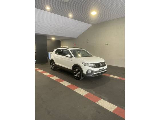 VOLKSWAGEN T-CROSS 1.0 200 TSI TOTAL FLEX COMFORTLINE AUTOMÁTICO
