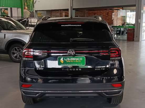VOLKSWAGEN-T-CROSS-2022