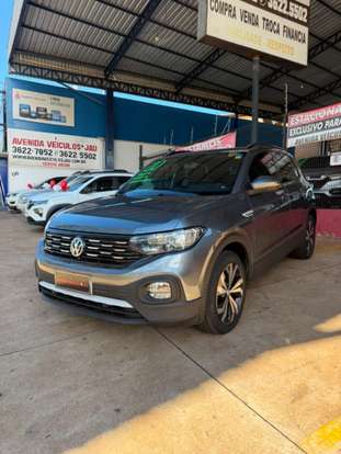 VOLKSWAGEN-T-CROSS-2019