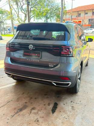VOLKSWAGEN-T-CROSS-2019