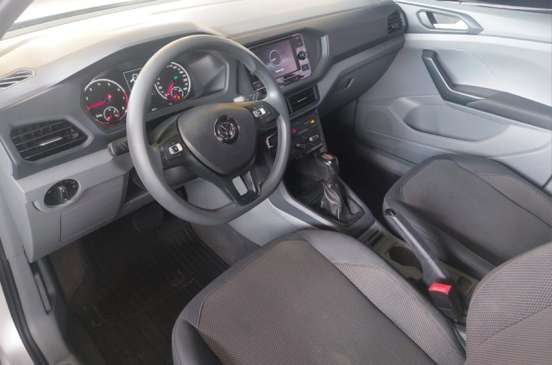 VOLKSWAGEN-T-CROSS-2020