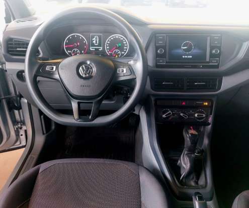 VOLKSWAGEN-T-CROSS-2020