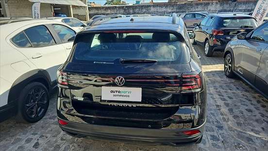 VOLKSWAGEN-T-CROSS-2023