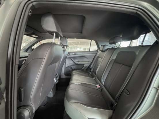 VOLKSWAGEN-T-CROSS-2025
