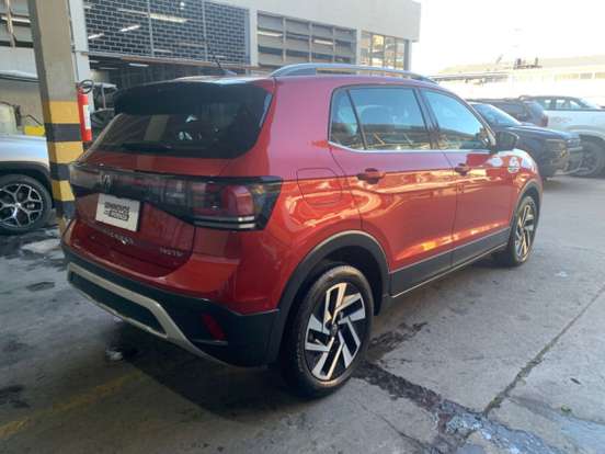 VOLKSWAGEN-T-CROSS-2024