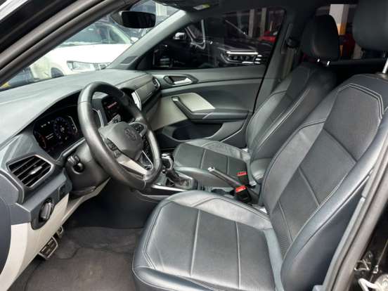 VOLKSWAGEN-T-CROSS-1.4 250 TSI TOTAL FLEX HIGHLINE AUTOMÁTICO VOLKSWAGEN-T-CROSS-2022