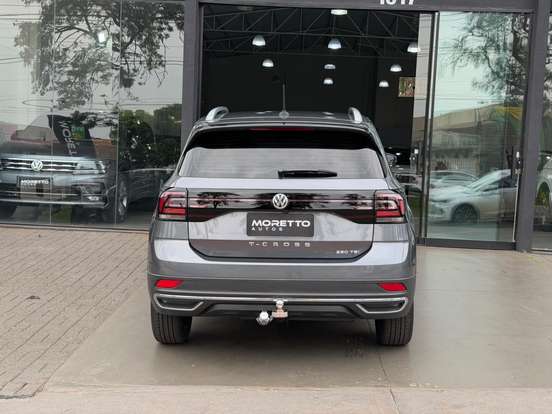 VOLKSWAGEN-T-CROSS-1.4 250 TSI TOTAL FLEX HIGHLINE AUTOMÁTICO VOLKSWAGEN-T-CROSS-2020
