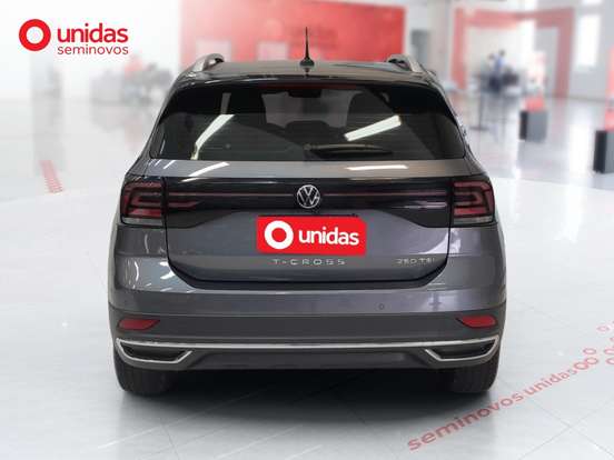 VOLKSWAGEN-T-CROSS-2023
