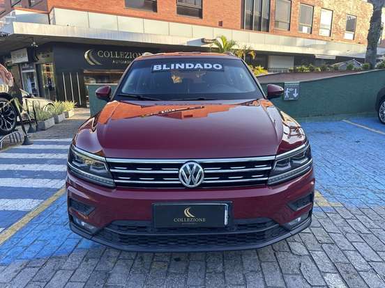 VOLKSWAGEN-TIGUAN-2018