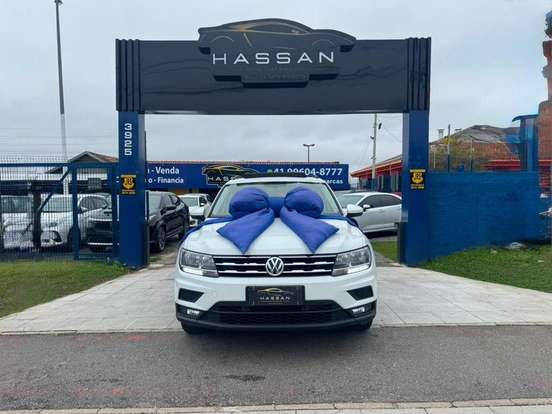 VOLKSWAGEN-TIGUAN-2018