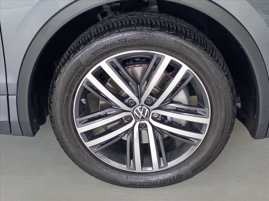 VOLKSWAGEN-TIGUAN-2024