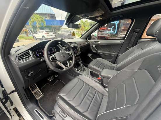 VOLKSWAGEN-TIGUAN-2.0 300 TSI GASOLINA ALLSPACE R-LINE AUTOMÁTICO VOLKSWAGEN-TIGUAN-2024