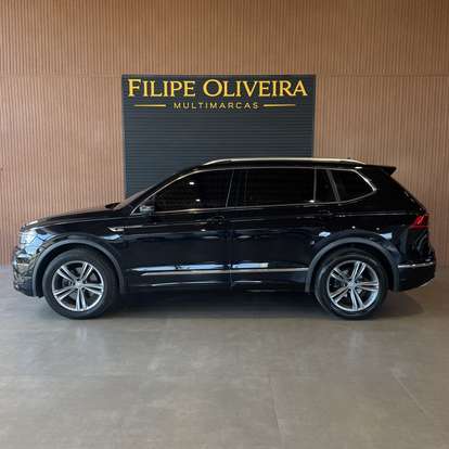 VOLKSWAGEN-TIGUAN-2019