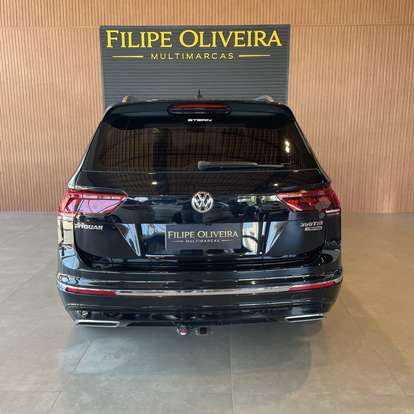 VOLKSWAGEN-TIGUAN-2019