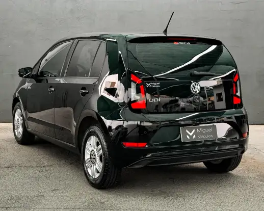 VOLKSWAGEN-UP-2018