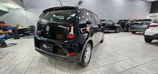 VOLKSWAGEN-UP-2018