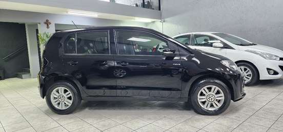 VOLKSWAGEN-UP-2018
