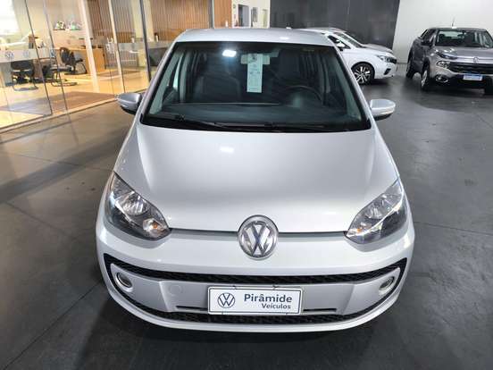 VOLKSWAGEN-UP-2015