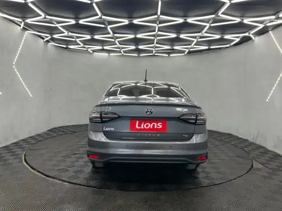 VOLKSWAGEN-VIRTUS-2025