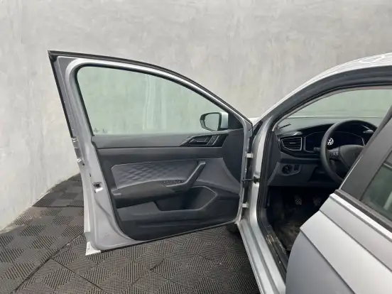VOLKSWAGEN-VIRTUS-2025