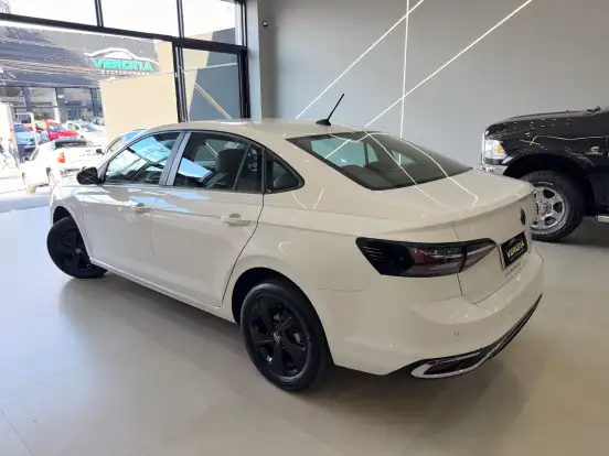 VOLKSWAGEN-VIRTUS-2023
