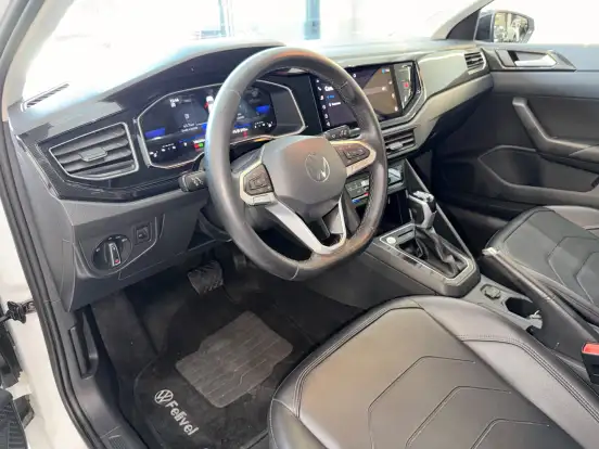 VOLKSWAGEN-VIRTUS-2023