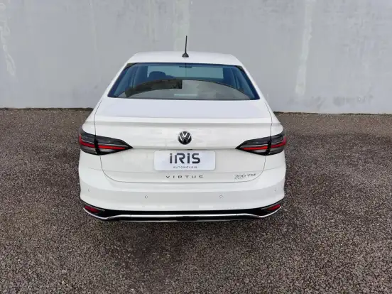 VOLKSWAGEN-VIRTUS-2024