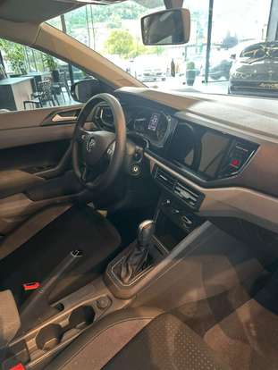 VOLKSWAGEN-VIRTUS-2021
