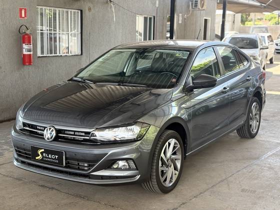 VOLKSWAGEN VIRTUS 1.0 200 TSI HIGHLINE AUTOMÁTICO