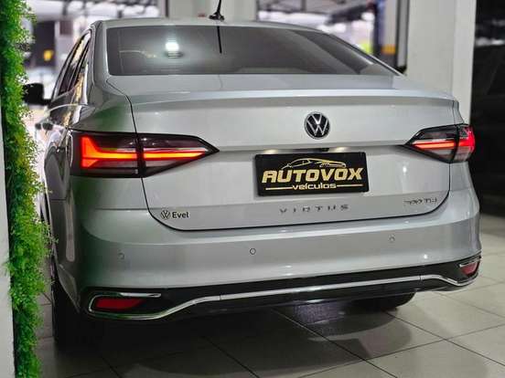 VOLKSWAGEN-VIRTUS-1.0 200 TSI HIGHLINE AUTOMÁTICO VOLKSWAGEN-VIRTUS-2024