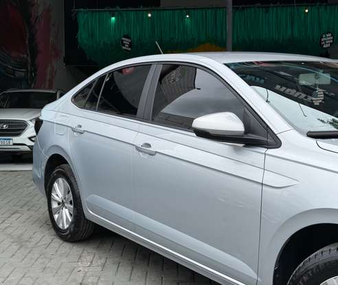 VOLKSWAGEN-VIRTUS-1.0 200 TSI HIGHLINE AUTOMÁTICO VOLKSWAGEN-VIRTUS-2025
