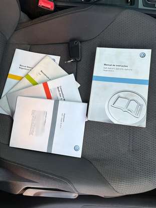 VOLKSWAGEN-GOLF-2014