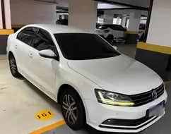 VOLKSWAGEN JETTA 1.4 16V TSI COMFORTLINE GASOLINA 4P TIPTRONIC VOLKSWAGEN JETTA 1.4 16V TSI COMFORTLINE GASOLINA 4P TIPTRONIC