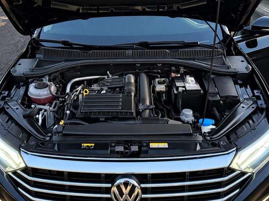 VOLKSWAGEN-JETTA-1.4 250 TSI TOTAL FLEX COMFORTLINE TIPTRONIC VOLKSWAGEN-JETTA-2020