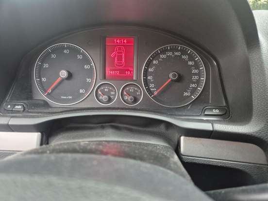 VOLKSWAGEN-JETTA-2.5 I 20V 170CV GASOLINA 4P TIPTRONIC VOLKSWAGEN-JETTA-2007